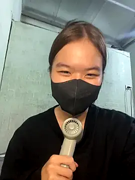 BUNNY050465 online show from 11/17/25, 04:11