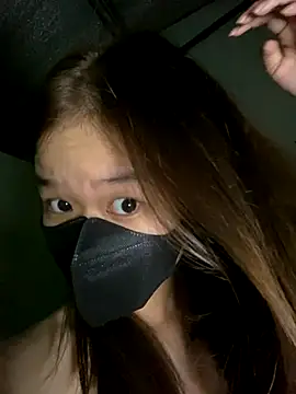 BUNNY050465 online show from 12/02/25, 10:28