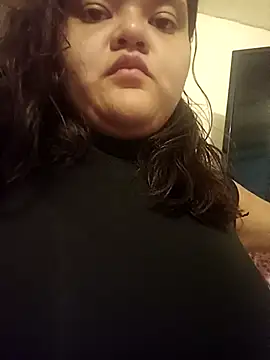 Snapshot of florfernandez chatting on 10/29/25, 03:44 florfernandez online show from 10/29/25, 03:44