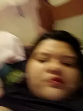 Snapshot of florfernandez chatting on 10/30/25, 03:49 florfernandez online show from 10/30/25, 03:49