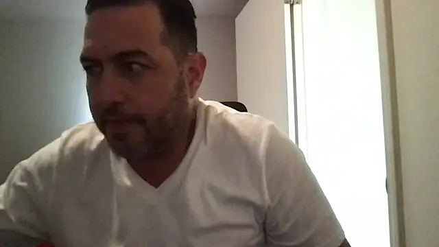 ezrah23 online show from 11/26/25, 05:24