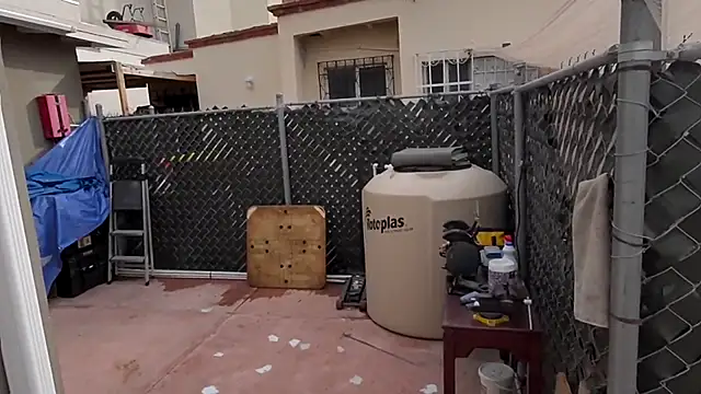 ezrah23 online show from 02/10/26, 05:12