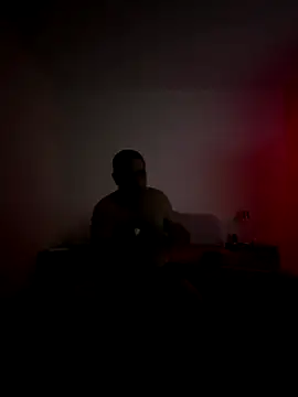 Snapshot of ezrah23 chatting on 11/04/25, 12:42 ezrah23 online show from 11/04/25, 12:42