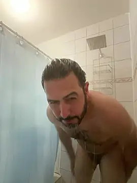 ezrah23 online show from 04/04/26, 09:21