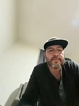 ezrah23 online show from 01/06/26, 01:31