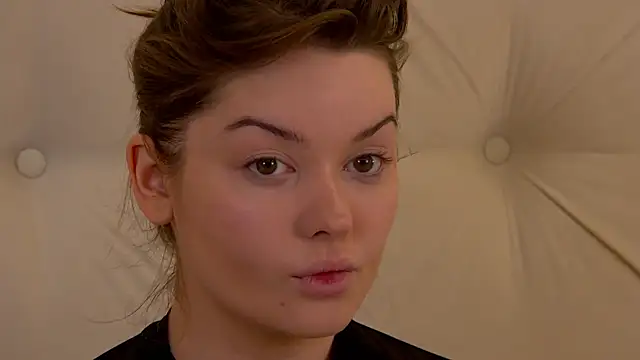 VickiBanx online show from 11/01/25, 09:03