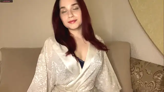 EmiIyMorgan online show from 12/03/25, 07:02