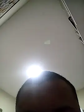 Snapshot of loboalfa2030 chatting on 11/26/25, 04:01 loboalfa2030 online show from 11/26/25, 04:01