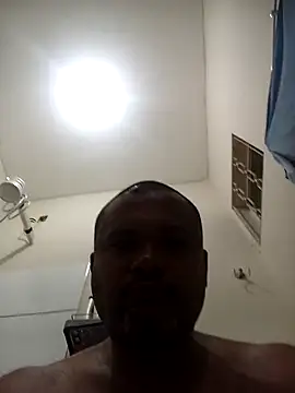 Snapshot of loboalfa2030 chatting on 11/08/25, 03:54 loboalfa2030 online show from 11/08/25, 03:54