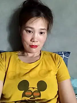 Snapshot of -Lana-123 chatting on 04/01/26, 04:59 -Lana-123 online show from 04/01/26, 04:59