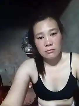 Snapshot of -Lana-123 chatting on 04/15/26, 09:37 -Lana-123 online show from 04/15/26, 09:37