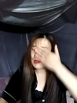 Snapshot of -Lana-123 chatting on 04/11/26, 01:48 -Lana-123 online show from 04/11/26, 01:48