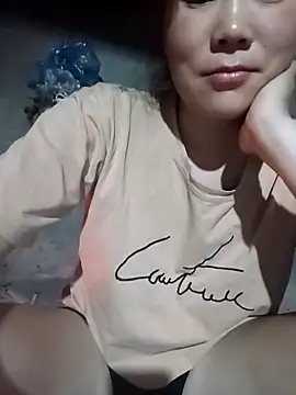 Snapshot of -Lana-123 chatting on 04/07/26, 09:38 -Lana-123 online show from 04/07/26, 09:38