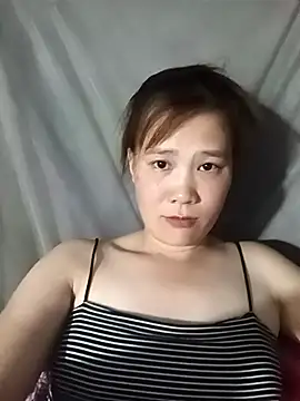 Snapshot of -Lana-123 chatting on 04/08/26, 02:51 -Lana-123 online show from 04/08/26, 02:51