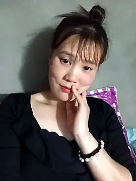 Snapshot of -Lana-123 chatting on 03/19/26, 01:44 -Lana-123 online show from 03/19/26, 01:44