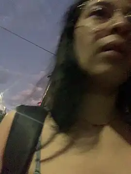 Snapshot of BrigitteVons chatting on 12/21/25, 11:16 BrigitteVons online show from 12/21/25, 11:16