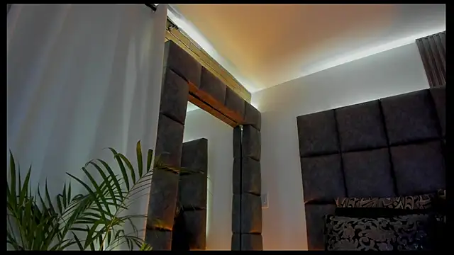 BrigitteVons online show from 05/18/26, 04:07
