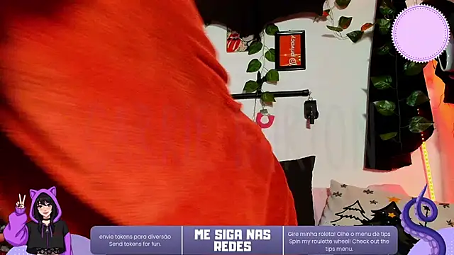 CarrieBurton online show from 11/27/25, 04:07