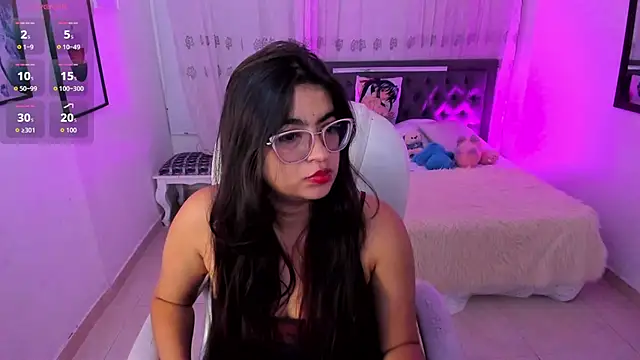 Snapshot of Luna_Jonnes1 chatting on 02/12/26, 11:21 Luna Jonnes1 online show from 02/12/26, 11:21