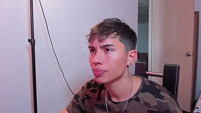 MollyandFher online show from 11/22/25, 06:07