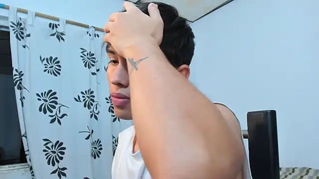 MollyandFher online show from 12/18/25, 10:13