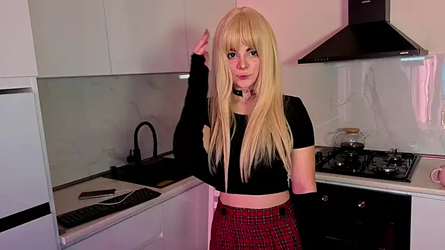 Snapshot of Charlotte_mitchelle chatting on 11/16/25, 08:30 Charlotte mitchelle online show from 11/16/25, 08:30