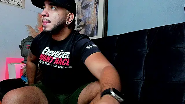 MarcusConnor online show from 11/12/25, 01:59