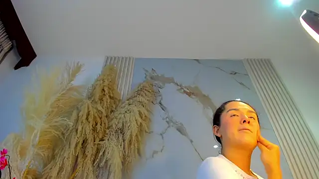 AudreyHayworth online show from 06/12/26, 11:41