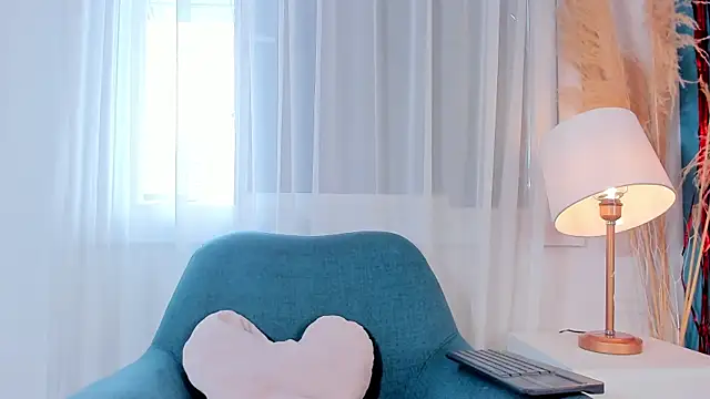 LahanaKimish online show from 02/15/26, 05:23