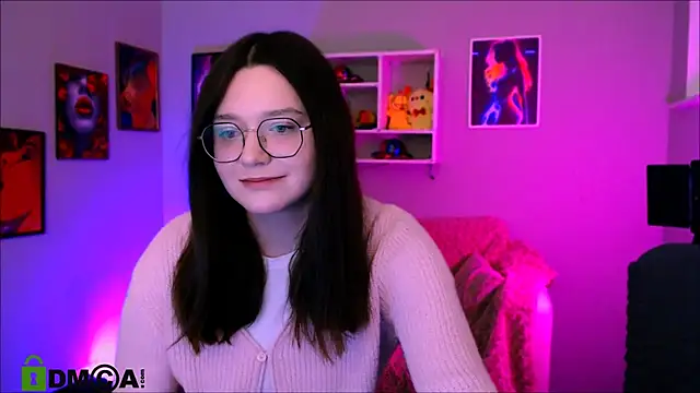 lisa dark  online show from 05/01/26, 07:30