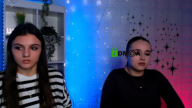 lisa dark  online show from 11/05/25, 10:51