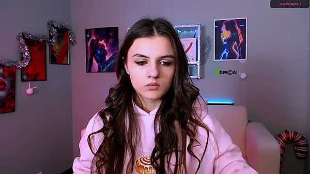 lisa dark  online show from 01/13/26, 10:19