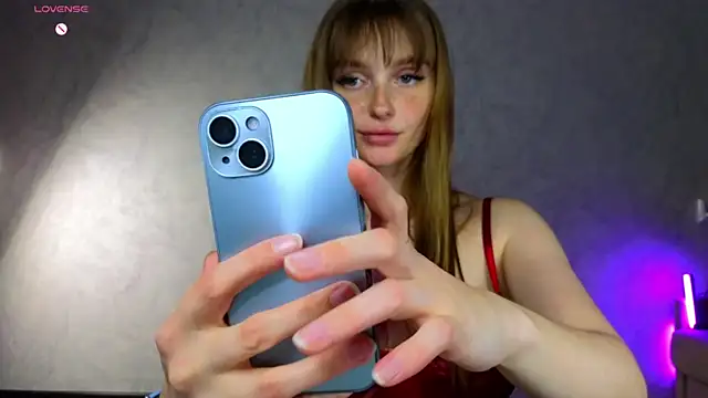Snapshot of Lovelly_molly1 chatting on 05/11/26, 07:33 Lovelly molly1 online show from 05/11/26, 07:33