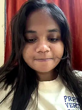 Snapshot of Cuty_Pussy1 chatting on 10/29/25, 05:45 Cuty Pussy1 online show from 10/29/25, 05:45