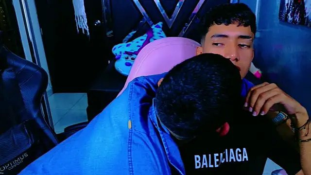 darwinandbrayann online show from 11/11/25, 10:26