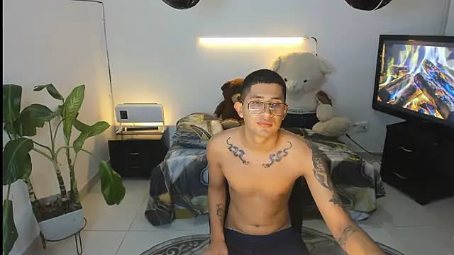 darwinandbrayann online show from 03/02/26, 04:13