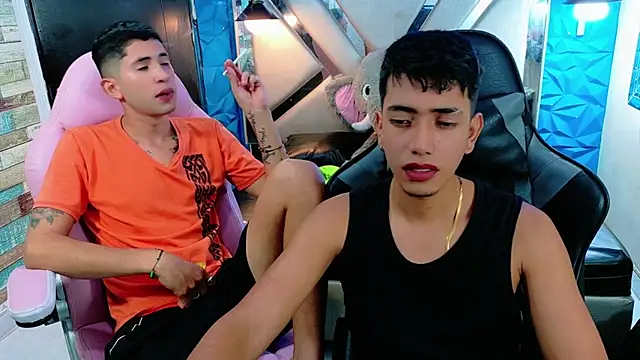 darwinandbrayann online show from 11/26/25, 03:28