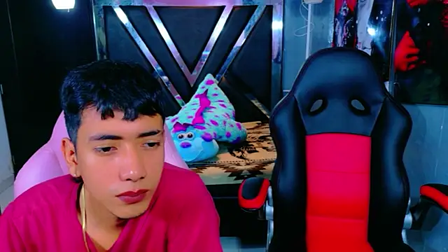 darwinandbrayann online show from 11/19/25, 09:26