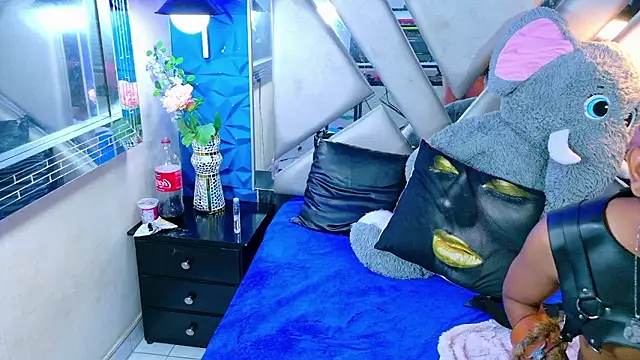 darwinandbrayann online show from 01/11/26, 12:45