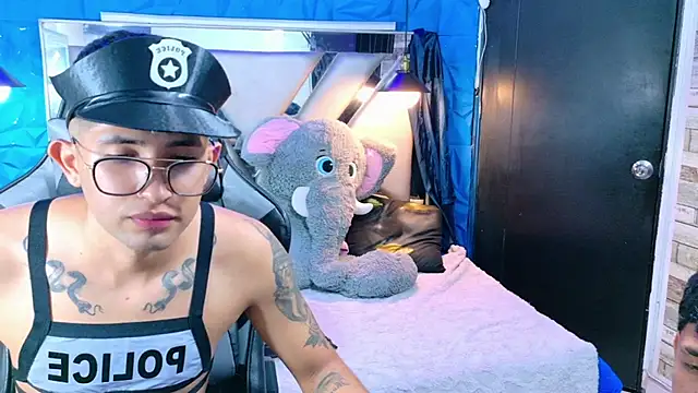 darwinandbrayann online show from 01/11/26, 12:39