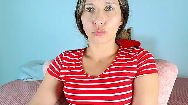 alana pink95 online show from 03/27/26, 07:48