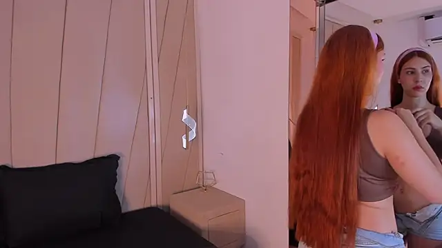 lexiee   online show from 01/10/26, 11:49