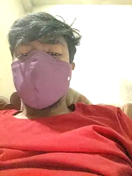 Snapshot of Long-termMarble56 chatting on 11/26/25, 07:58 Long-termMarble56 online show from 11/26/25, 07:58