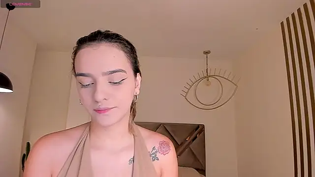 LaurentRosse1 online show from 05/21/26, 07:00