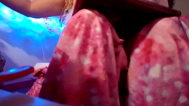 PrincessKDoll online show from 11/04/25, 09:51