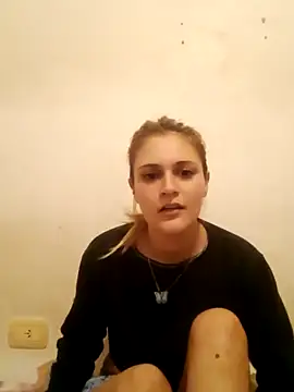 larubia arg online show from 11/03/25, 04:39