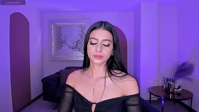 BellaConnorX online show from 04/25/26, 04:04