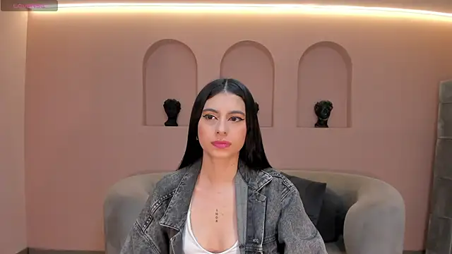 BellaConnorX online show from 01/10/26, 04:30