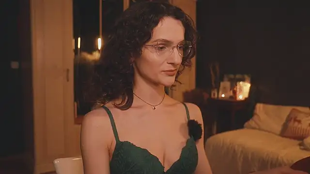 Snapshot of _arta_ chatting on 12/15/25, 01:06 arta online show from 12/15/25, 01:06