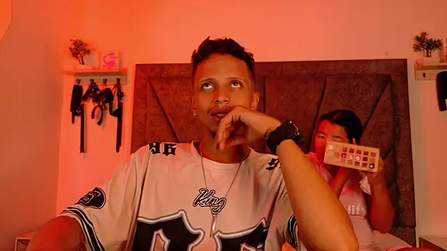 DamianandEva online show from 04/10/26, 12:23